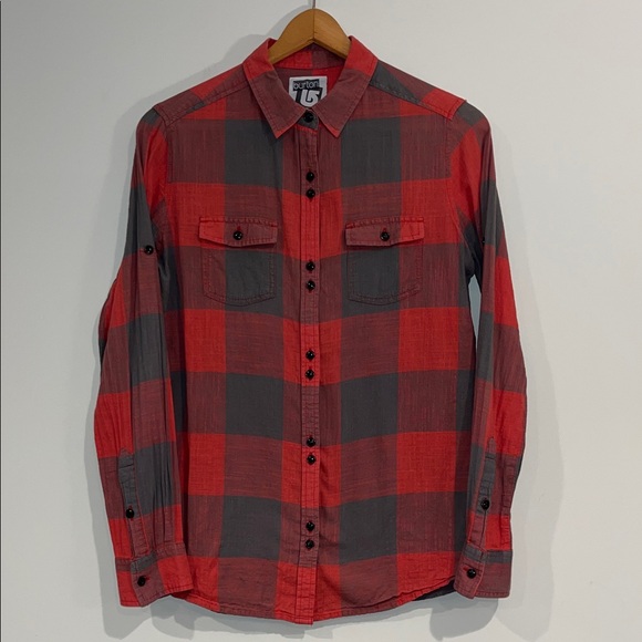 BURTON Women’s Medium Plaid Button Down Shirt Lightweight Red Gray 100% Cotton - Picture 1 of 7